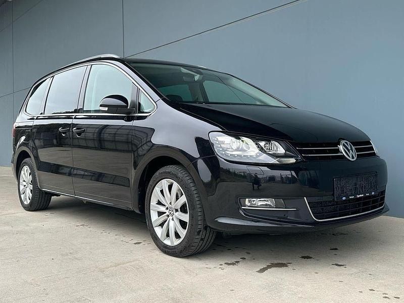 Gebraucht VW Sharan Highline 150 PS (110 kW) 2020 Schwarz Van / Kleinbus