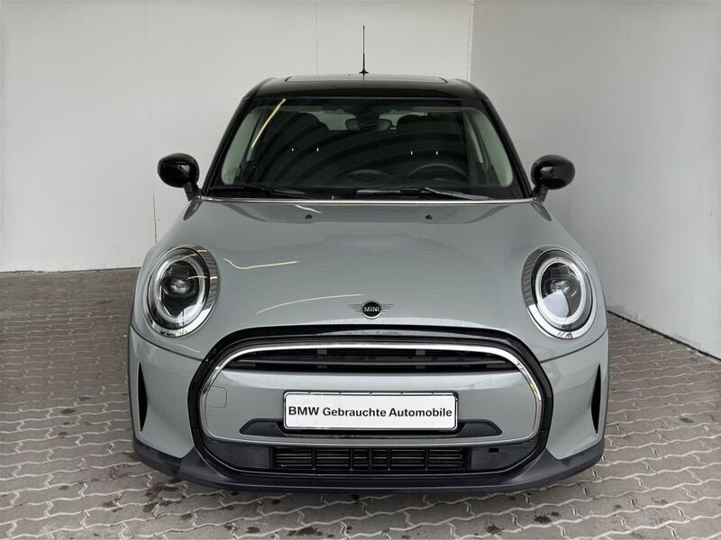 Moonwalk grey met. Gebraucht 2022 Mini Cooper Kleinwagen | 18.798 € (Fairer Preis) - Bild 1/4
