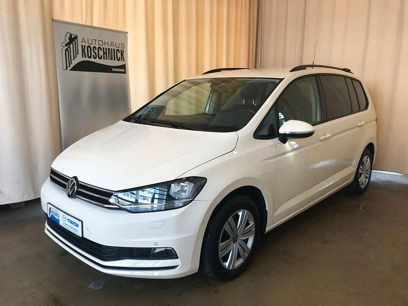 Gelb Gebraucht 2025 VW Touran Van / Kleinbus | 28.700 € (Superpreis) - Bild 1/4