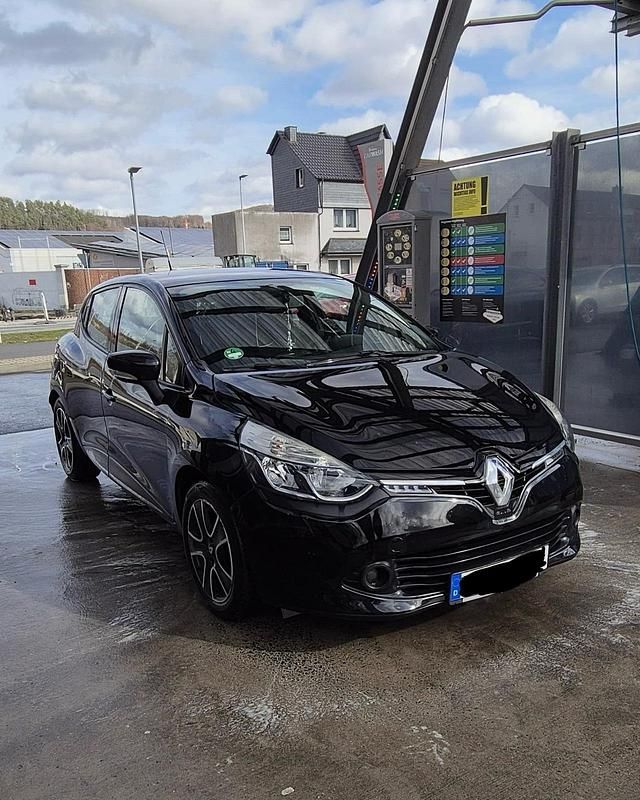 Gebraucht Renault Clio IV 90 PS (66 kW) 2015 Schwarz Kleinwagen