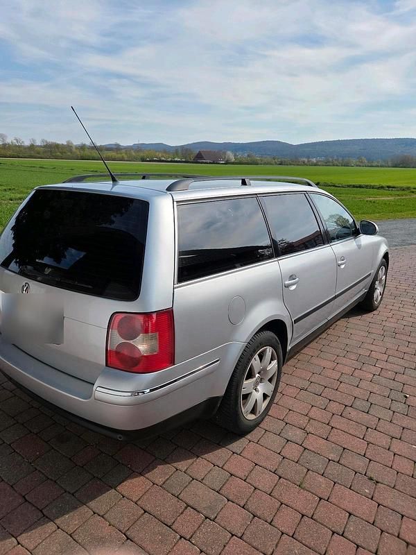 Second-hand VW Passat 130 CP (95 kW) 2004 Argintiu Break