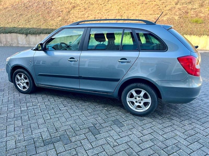 Gebraucht Skoda Fabia 86 PS (63 kW) 2013 Silber Kombi