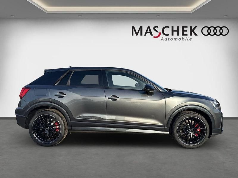 Gebraucht Audi SQ2 S-Line 300 PS (220 kW) 2025 Daytonagrau perleffekt SUV