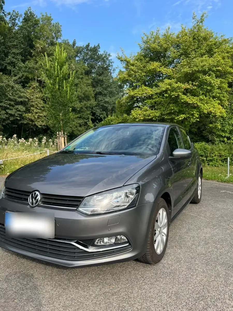 Gebraucht VW Polo Highline 90 PS (66 kW) 2015 Grau Kleinwagen