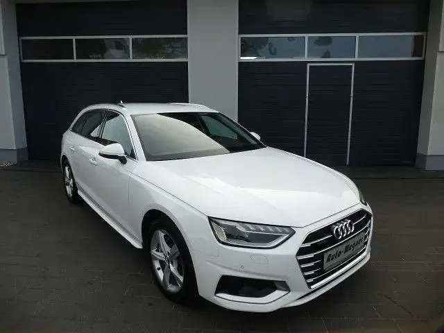 Gebraucht Audi A4 Advanced 190 PS (139 kW) 2020 Ibisweiss Kombi