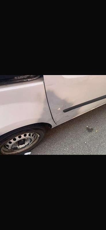 Gebraucht 2011 Renault Kangoo Van / Kleinbus | 2.500 € (Superpreis) - Bild 1/4