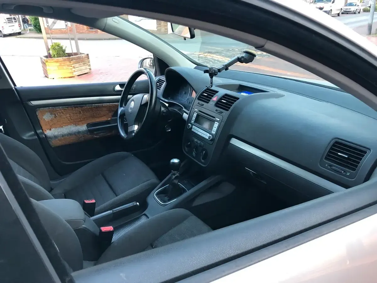 Gebraucht VW Golf IV 105 PS (77 kW) 2006 Silber Limousine
