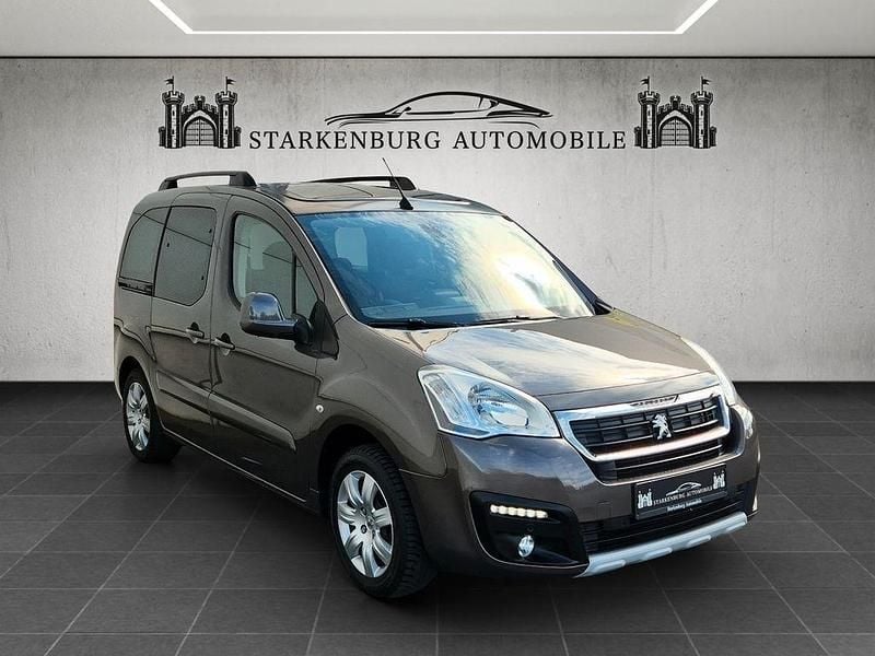 Braun Gebraucht 2017 Peugeot Partner Tepee Active Van / Kleinbus | 13.490 € (Teuer) - Bild 1/4