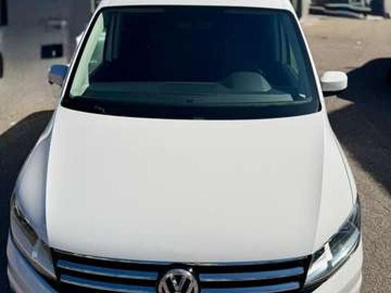 Gebraucht VW Caddy Comfortline 150 PS (110 kW) 2015 Weiss Van / Kleinbus