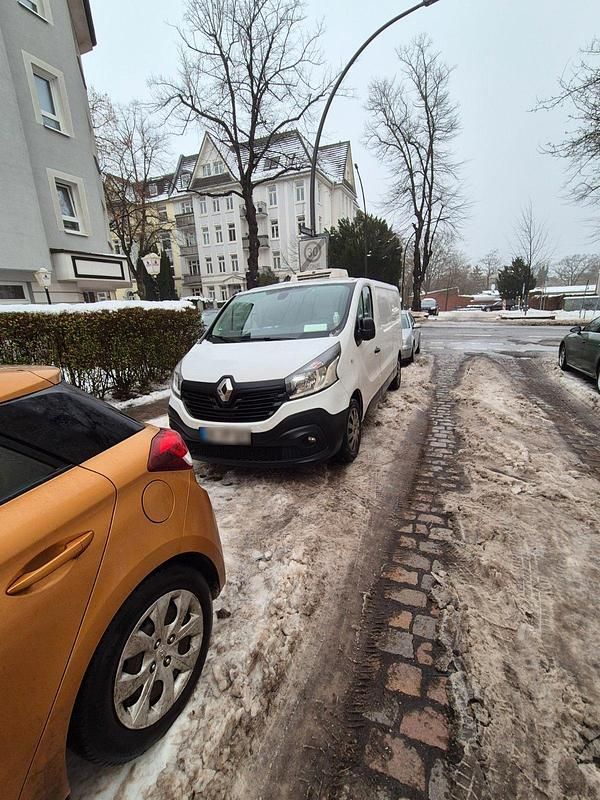 Gebraucht Renault Trafic 116 PS (85 kW) 2016 Van / Kleinbus