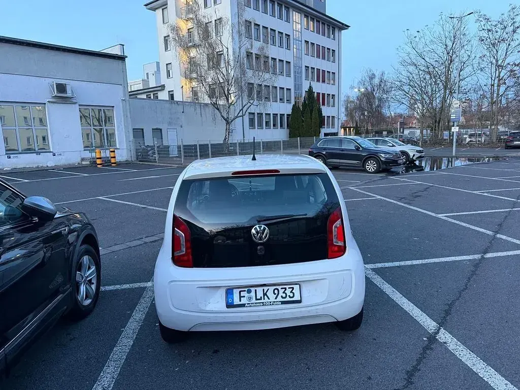 Gebraucht VW up! 60 PS (44 kW) 2013 Weiß Kleinwagen