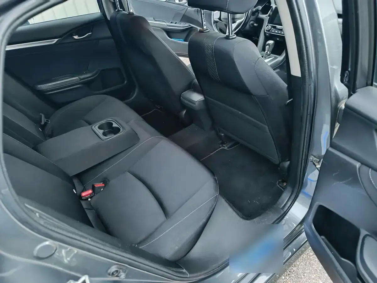 Gebraucht Honda Civic Hybrid 180 PS (132 kW) 2018 Grau Limousine