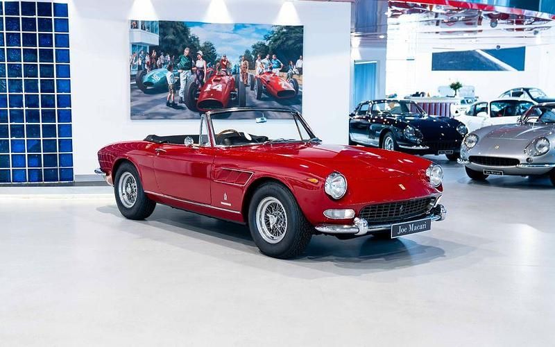 Gebraucht Ferrari 275 1965 Rot Coupé