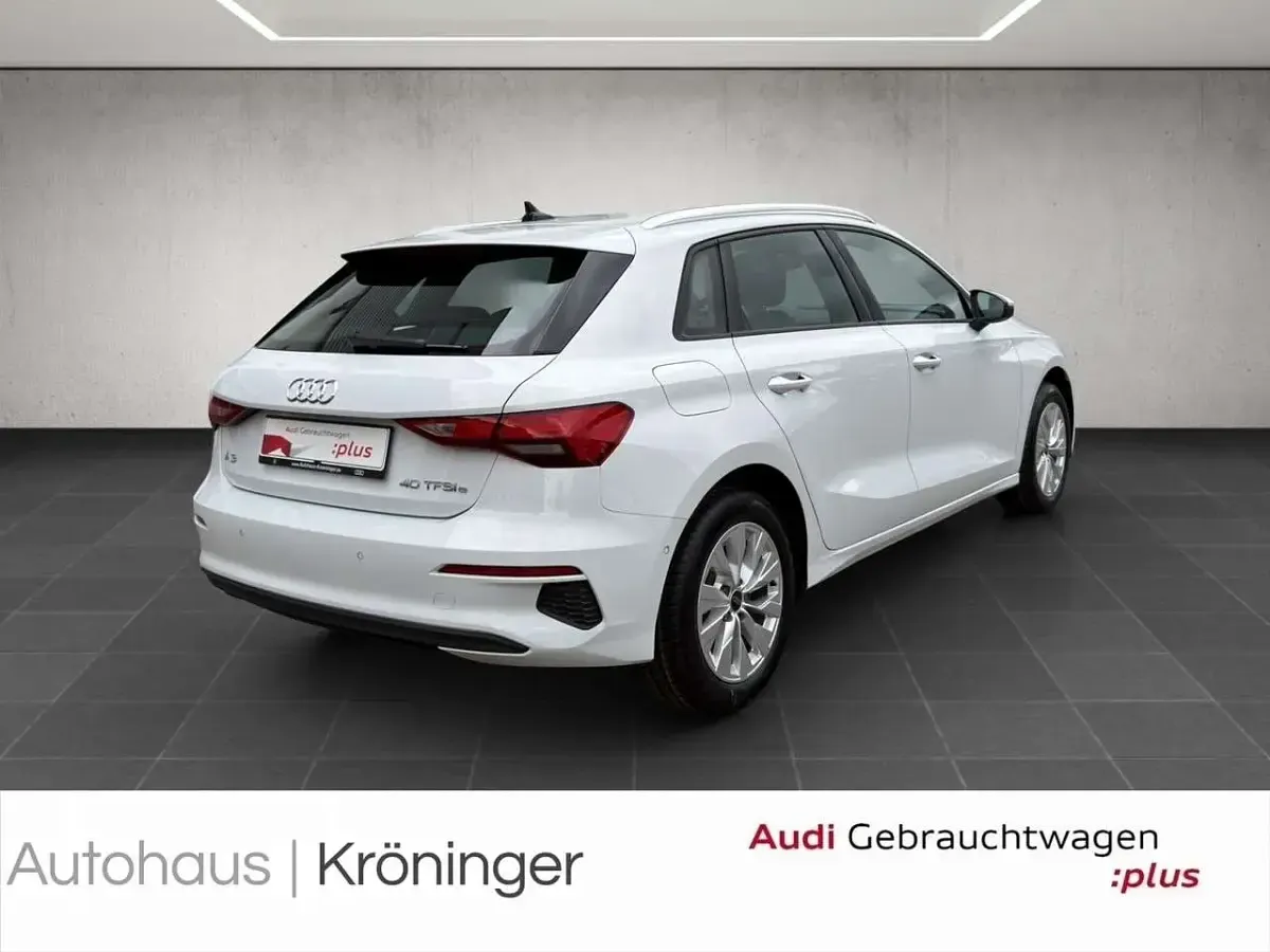 Gebraucht Audi A3 Business 204 PS (150 kW) 2024 Weiß Limousine