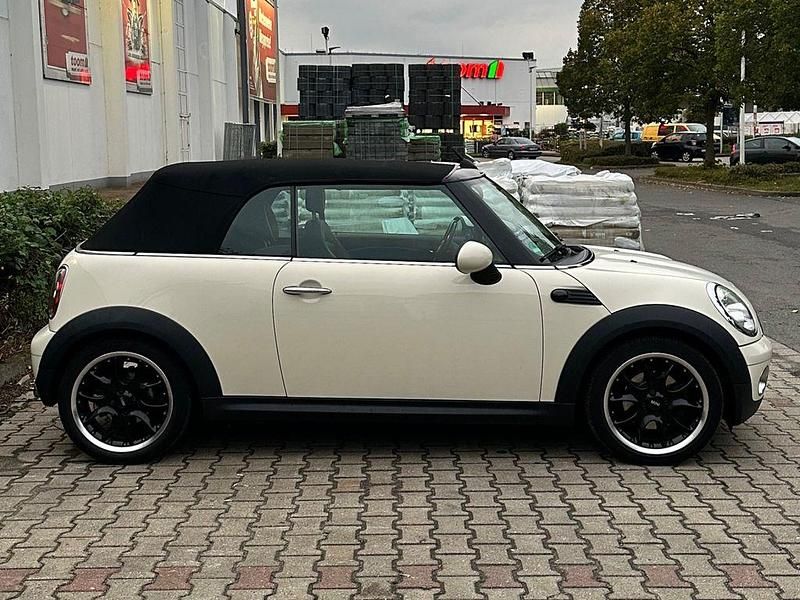 Gebraucht Mini Cooper Cabriolet 122 PS (89 kW) 2009 Beige Cabrio