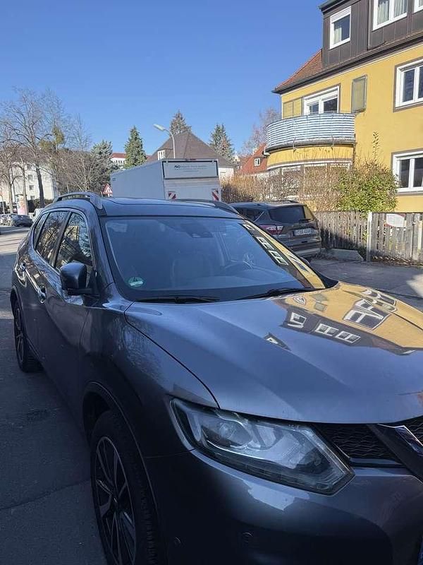 Gebraucht 2015 Nissan X-Trail Tekna SUV | 12.500 € (Guter Preis) - Bild 1/4