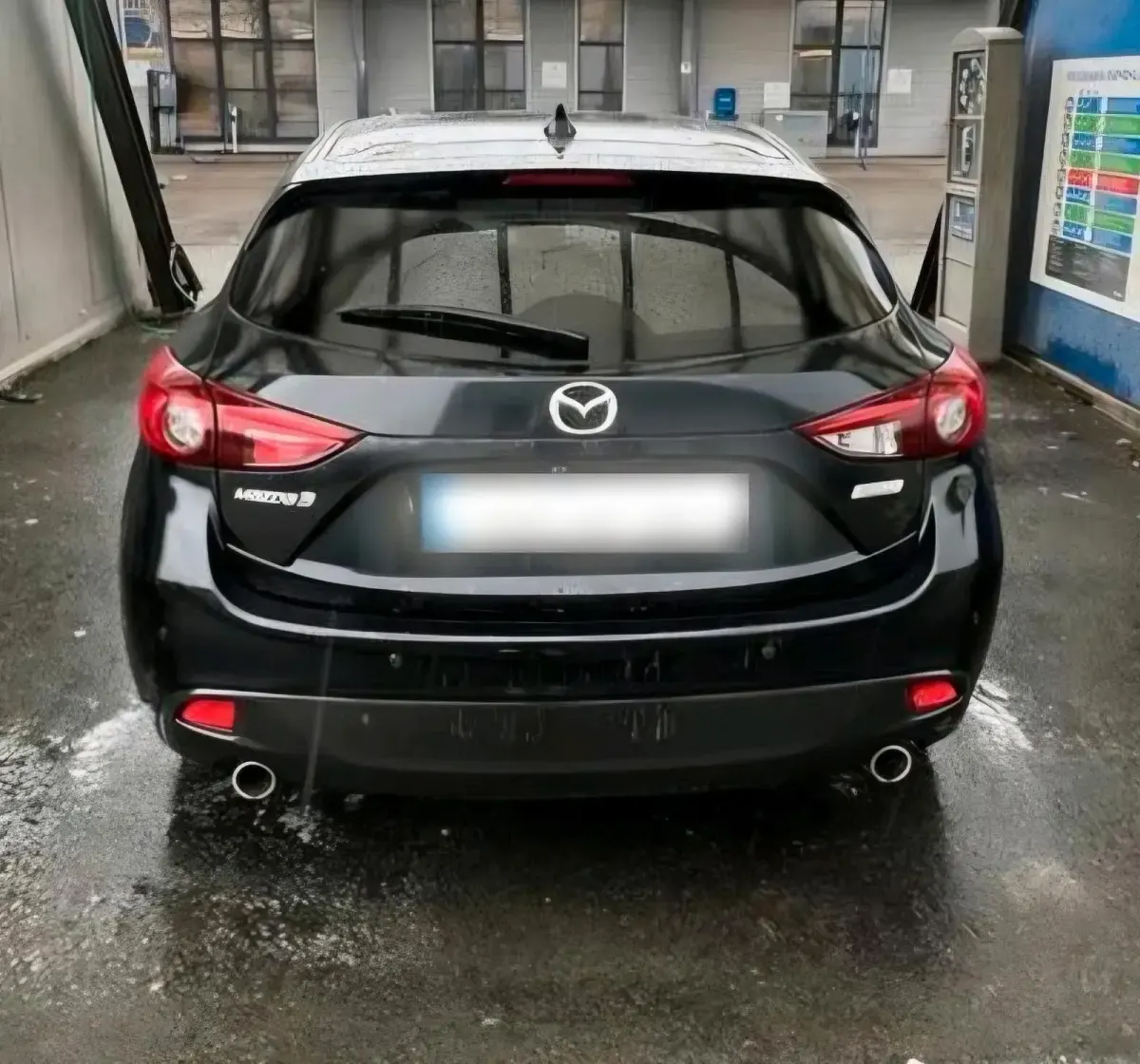 Gebraucht Mazda 3 150 PS (110 kW) 2015 Schwarz Kleinwagen