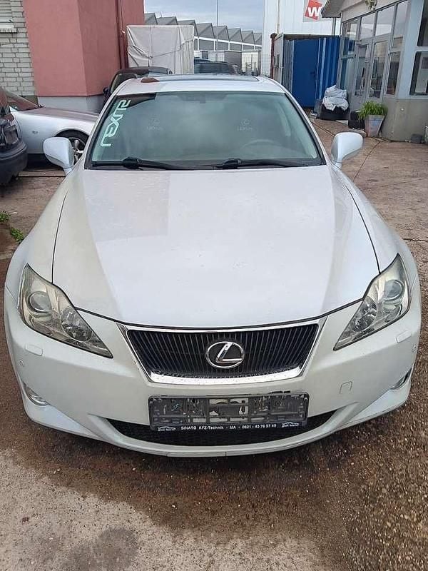 Gebraucht 2006 Lexus IS220d Sport Line Limousine | 6.000 € (Fairer Preis) - Bild 1/4
