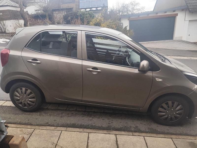 Gebraucht Kia Picanto Edition 7 67 PS (49 kW) 2018 Grau Kleinwagen