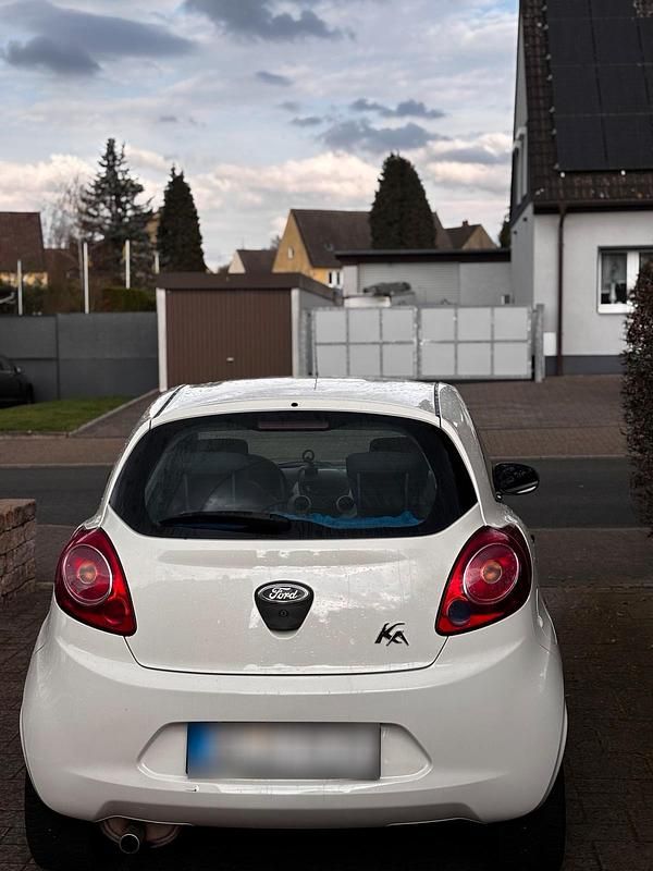 Gebraucht Ford Ka 69 PS (50 kW) 2010 Weiß Kleinwagen