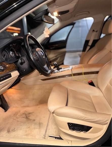 Gebraucht BMW 730 245 PS (180 kW) 2010 Schwarz Limousine