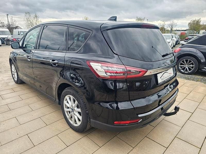 Gebraucht Ford S-MAX Trend 150 PS (110 kW) 2022 Schwarz Van / Kleinbus