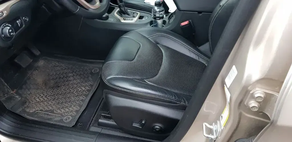Gebraucht Jeep Cherokee 170 PS (125 kW) 2015 Beige SUV