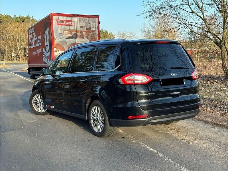Gebraucht Ford Galaxy Titanium 179 PS (131 kW) 2017 Schwarz Van / Kleinbus