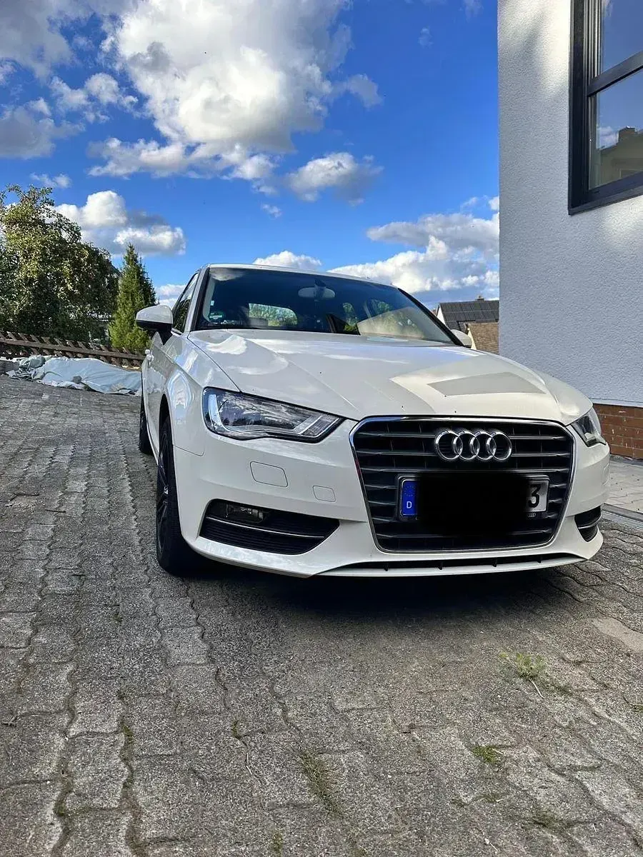 Gebraucht Audi A3 Ambition 150 PS (110 kW) 2014 Weiß Limousine
