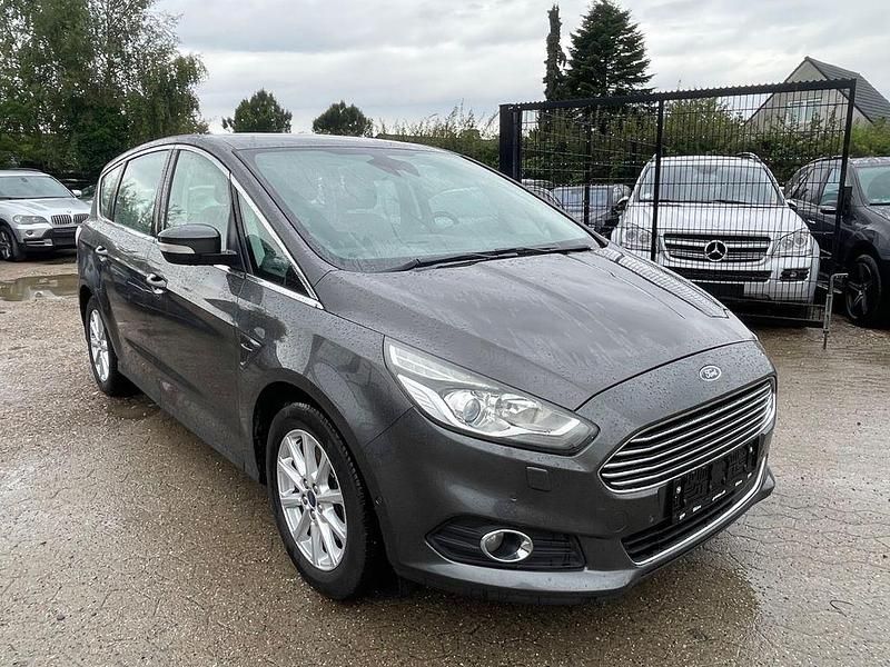 Gebraucht Ford S-MAX S 160 PS (117 kW) 2016 Grau Van / Kleinbus
