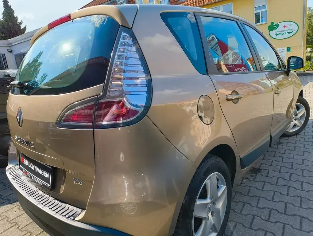 Gebraucht Renault Scénic III Initiale Paris 116 PS (85 kW) 2013 Beige Limousine