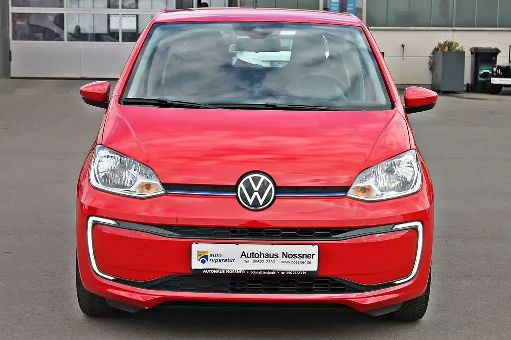 Używany VW e-up! move up! 61 kW (83 KM) 2021 Czerwony Hatchback
