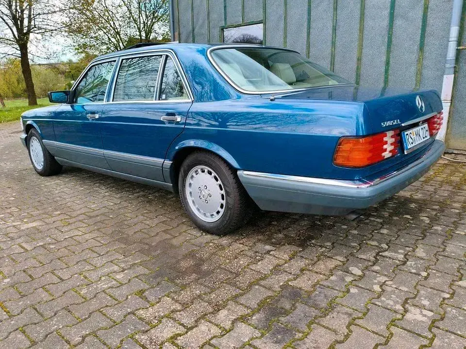 Gebraucht Mercedes 500 223 PS (164 kW) 1986 Blau Limousine