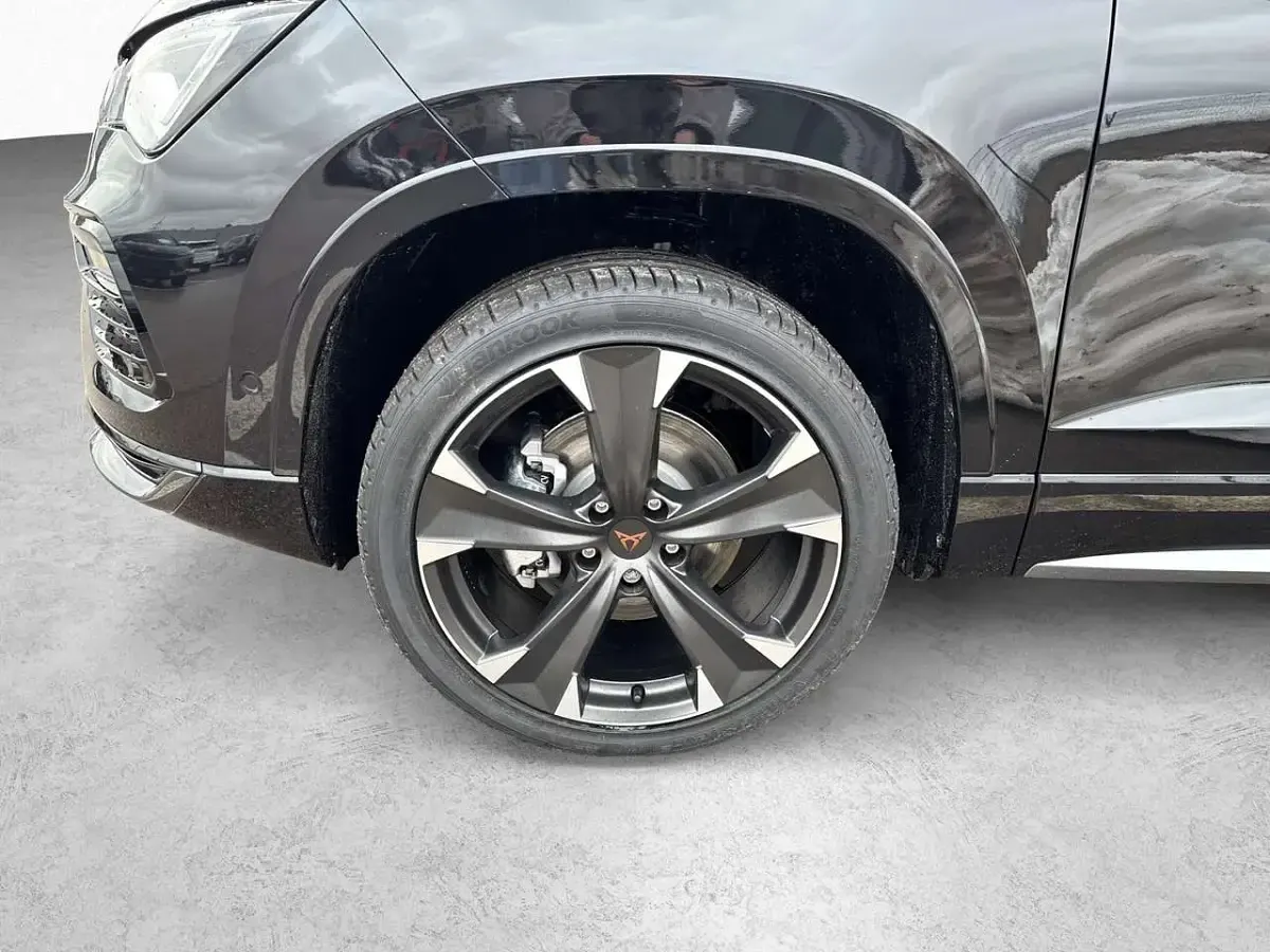 Neu Cupra Ateca 150 PS (110 kW) 2026 Schwarz SUV