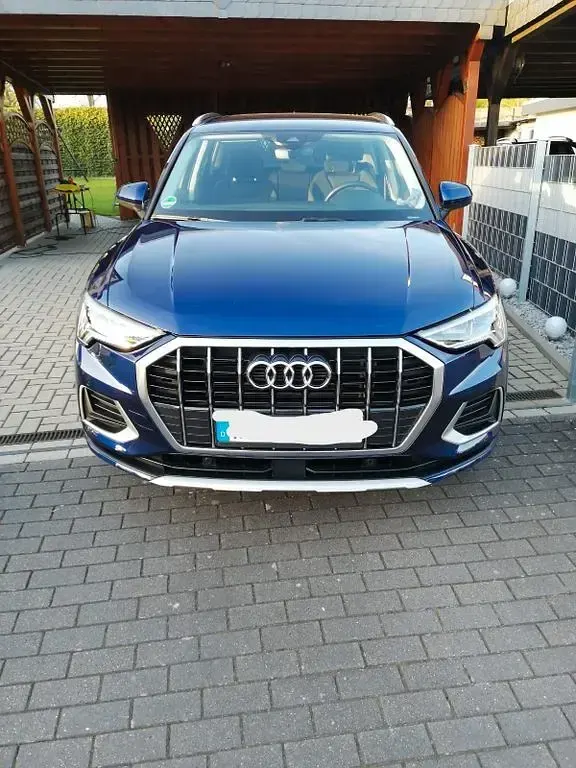 Second-hand Audi Q3 Advanced 150 CP (110 kW) 2023 Albastru SUV