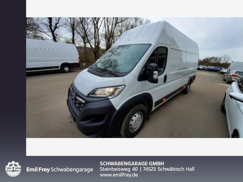 Weiß Gebraucht 2022 Opel Movano Edition Van | 34.915 € - Bild 1/4