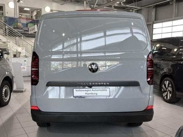 Neu VW T6.1 110 PS (80 kW) 2025 Grau (stone grey) Van