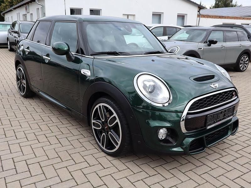 Grün Gebraucht 2018 Mini Cooper S Kleinwagen | 19.990 € (Fairer Preis) - Bild 1/4