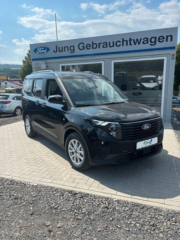 Schwarz Neu 2025 Ford Tourneo Courier Titanium Van / Kleinbus | 24.990 € (Superpreis) - Bild 1/4