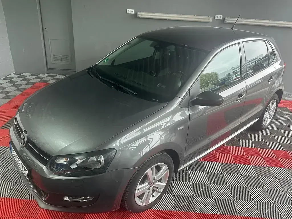 Gebraucht VW Polo Edition 90 PS (66 kW) 2014 Grau Limousine