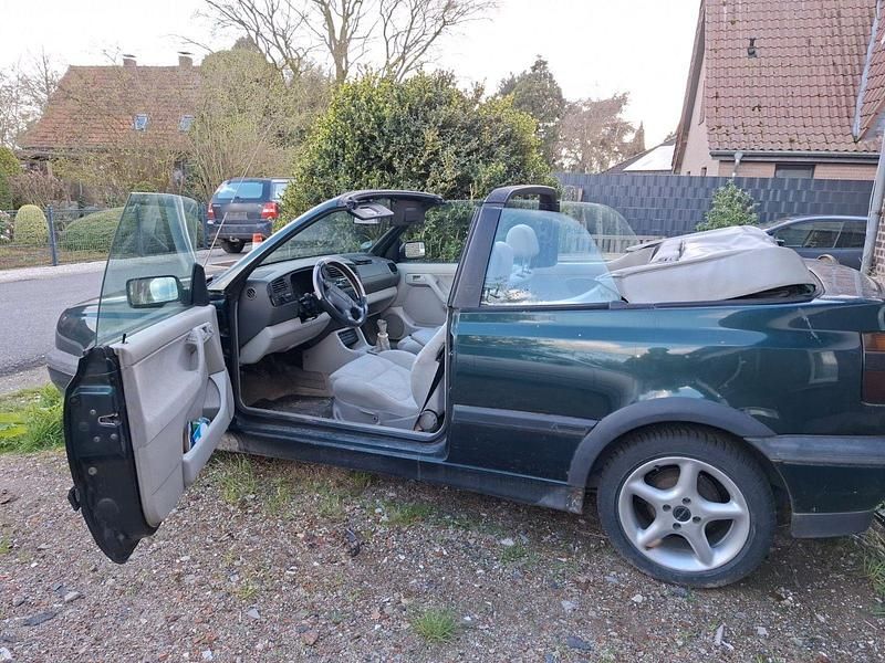 Gebraucht VW Golf Cabriolet 116 PS (85 kW) 1995 Grün Cabrio