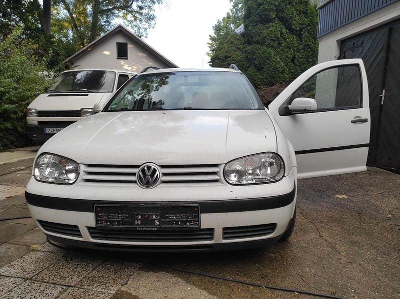Weiß Gebraucht 2006 VW Golf V Kombi | 1.700 € (Superpreis) - Bild 1/4