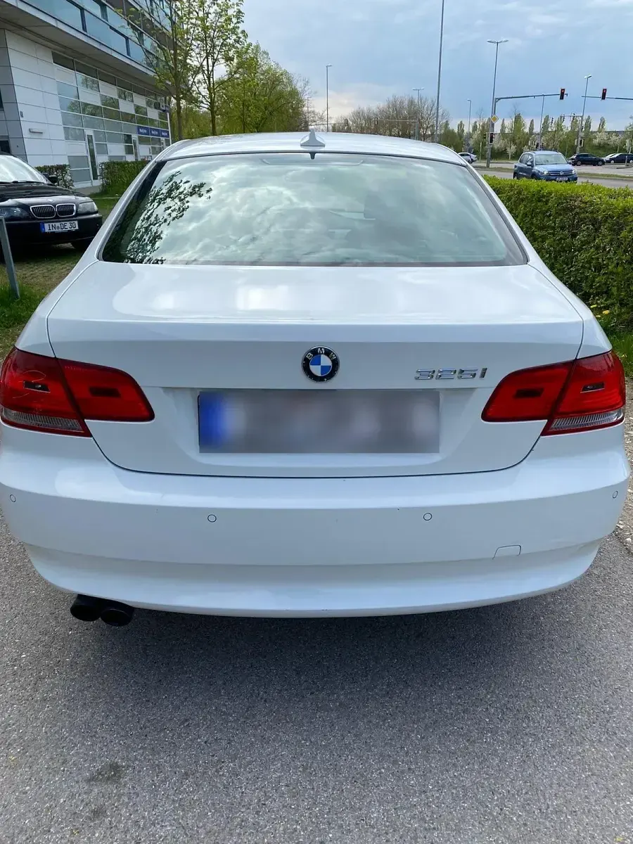 Gebraucht BMW 325 Performance 217 PS (159 kW) 2008 Weiß Coupé