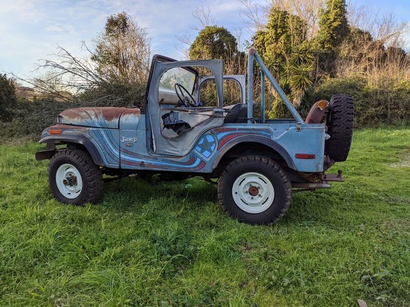 Blau Gebraucht 1973 Jeep CJ SUV | 24.000 € - Bild 1/4