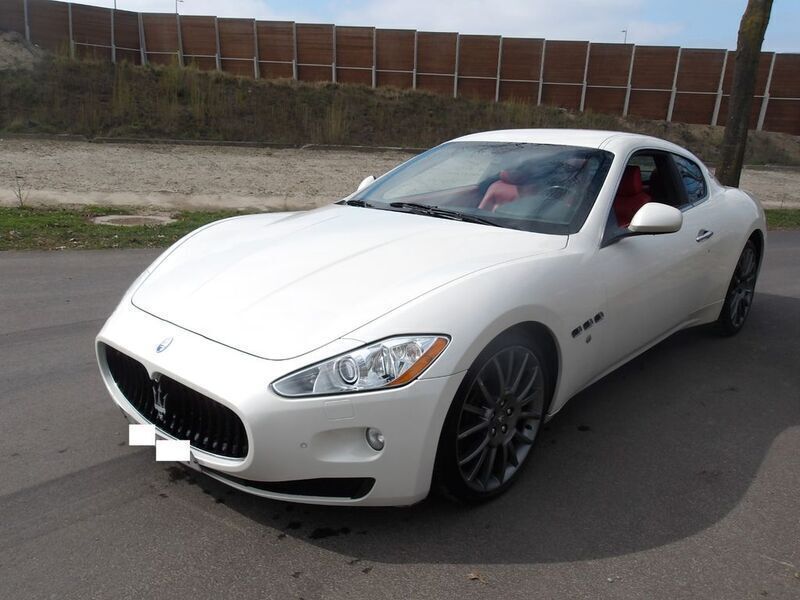 Weiß Gebraucht 2009 Maserati Granturismo Coupé | 42.350 € (Fairer Preis) - Bild 1/4