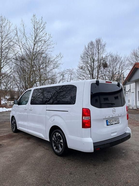 Gebraucht Opel Zafira Life 177 PS (130 kW) 2024 Weiß Van / Kleinbus