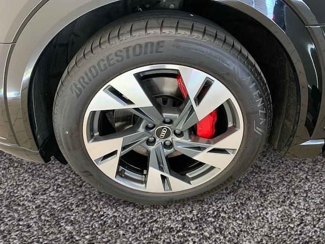 Gebraucht Audi Q8 e-tron S-Line 300 kW (408 PS) 2023 Schwarz SUV