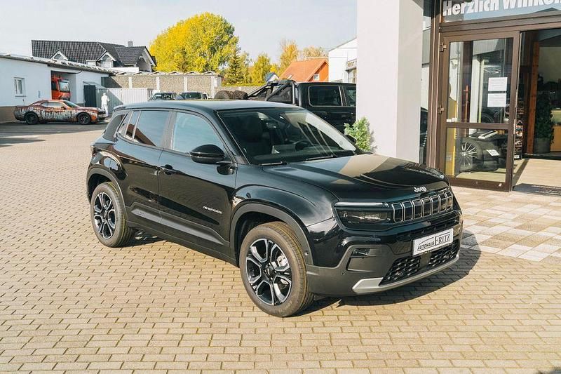 Neu Jeep Avenger Summit 101 PS (74 kW) 2026 Schwarz SUV