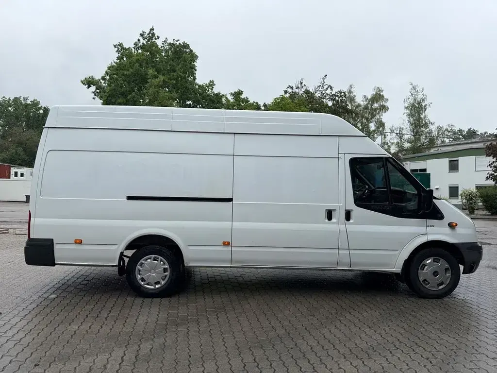 Gebraucht Ford Transit Trend 125 PS (91 kW) 2014 Weiß Van / Kleinbus