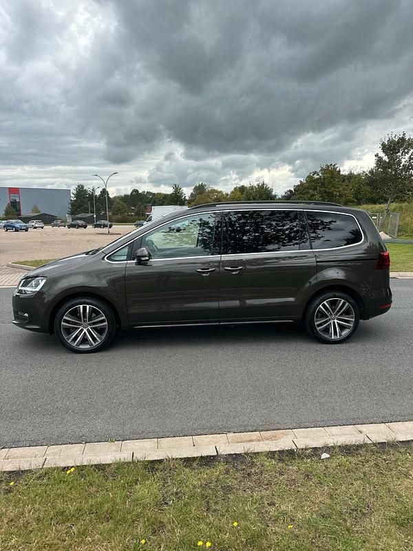 Gebraucht VW Sharan 150 PS (110 kW) 2019 Van / Kleinbus